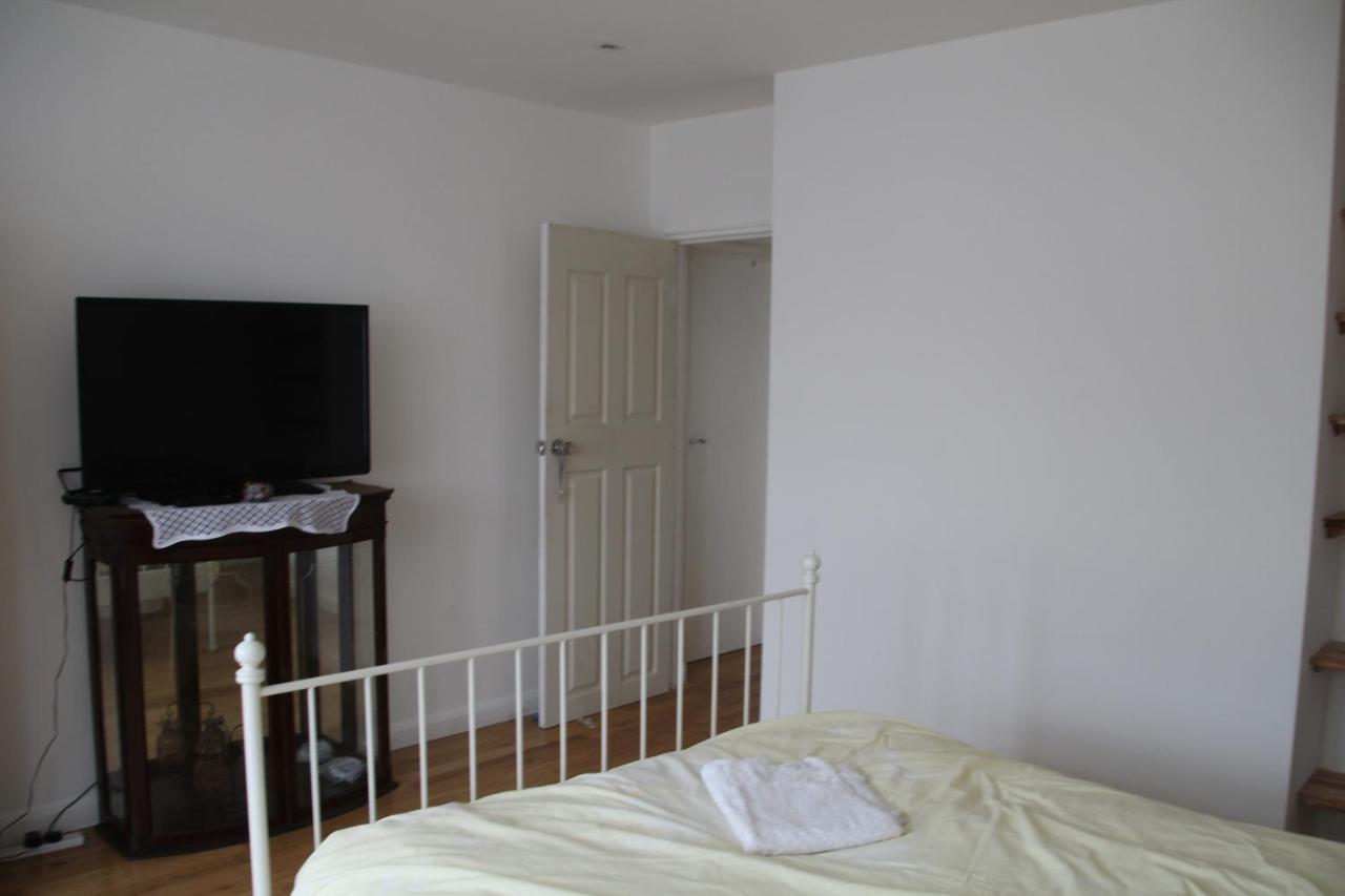 Beautiful Double Bedroom Edgware Exterior photo