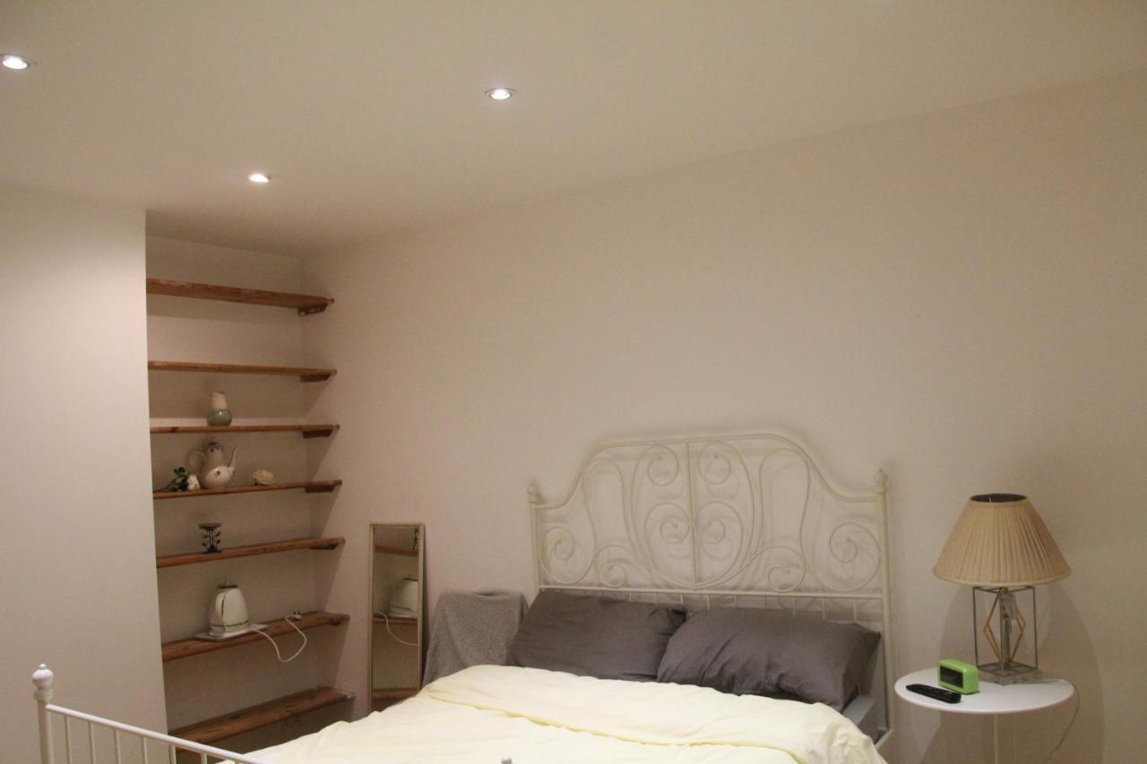Beautiful Double Bedroom Edgware Exterior photo